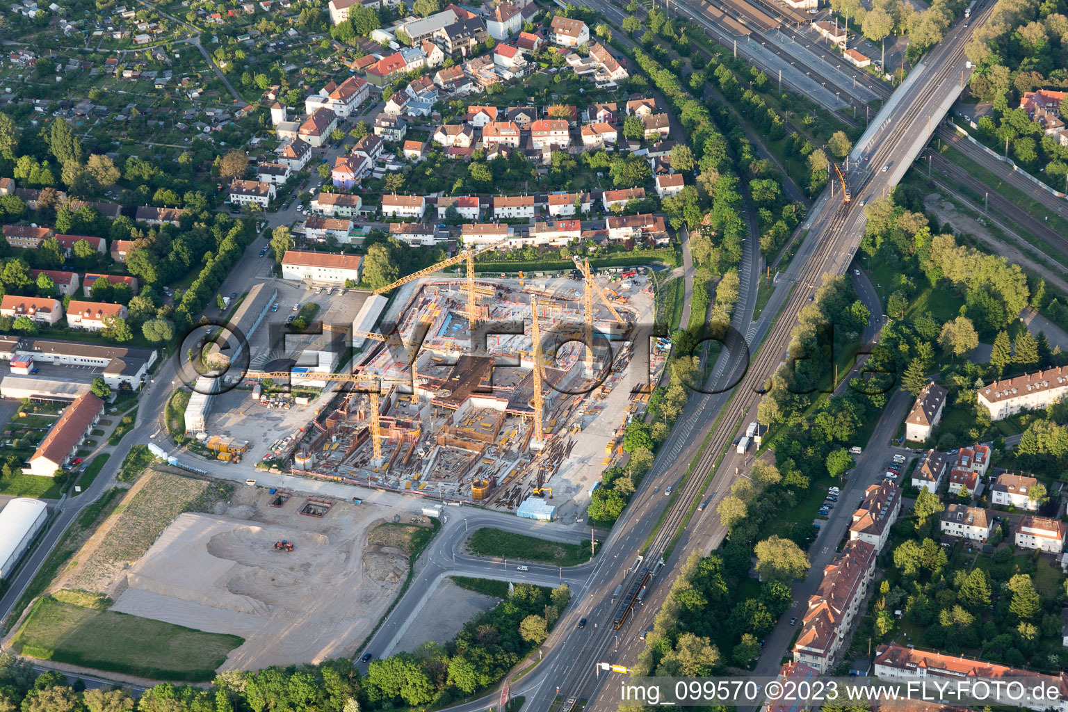Quartier Rintheim in Karlsruhe dans le département Bade-Wurtemberg, Allemagne vue du ciel