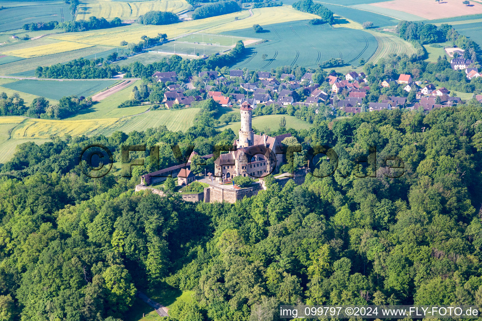 Vue aérienne de Altenbourg à le quartier Wildensorg in Bamberg dans le département Bavière, Allemagne