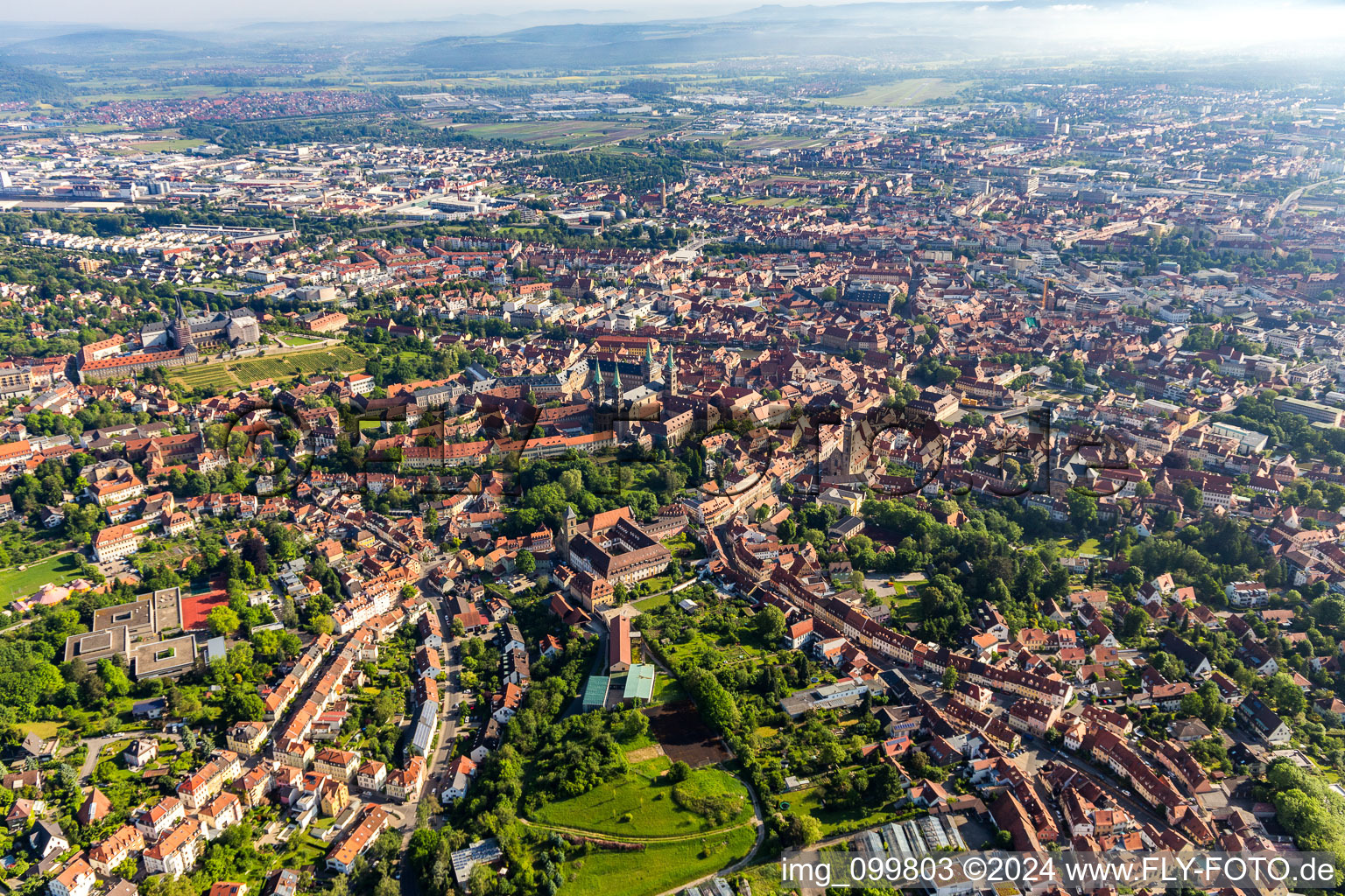 Vue aérienne de Vieille ville à Bamberg dans le département Bavière, Allemagne