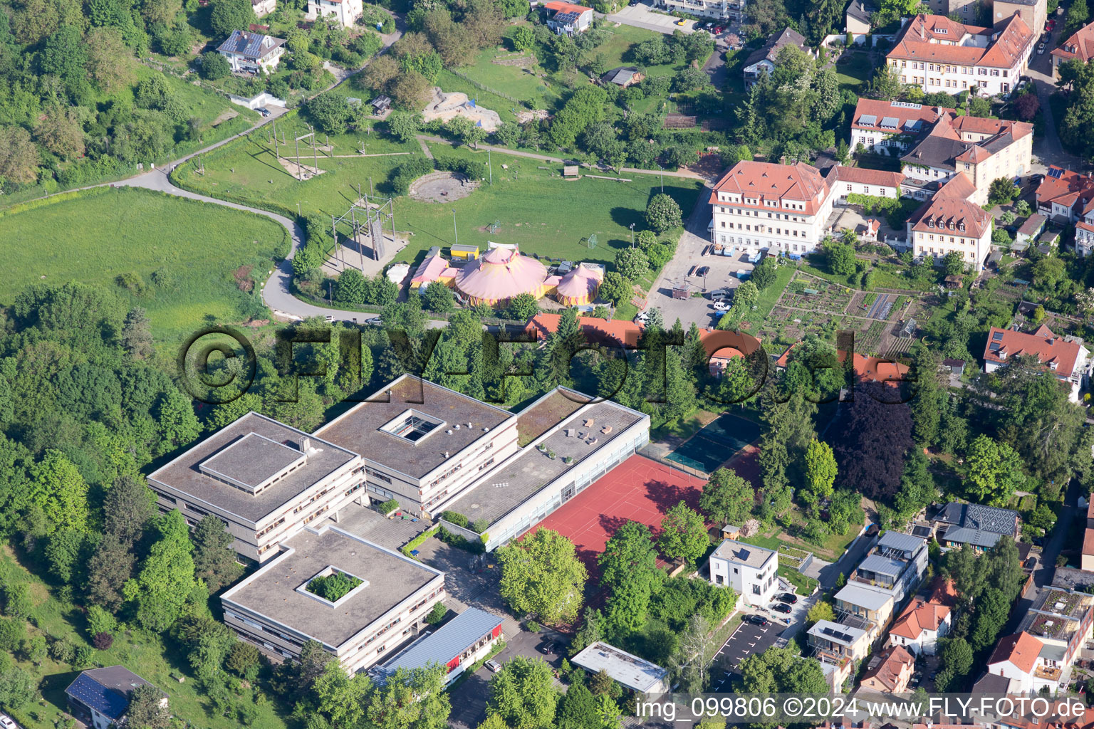 Vue aérienne de Lycée Kaiser Heinrich à Bamberg dans le département Bavière, Allemagne