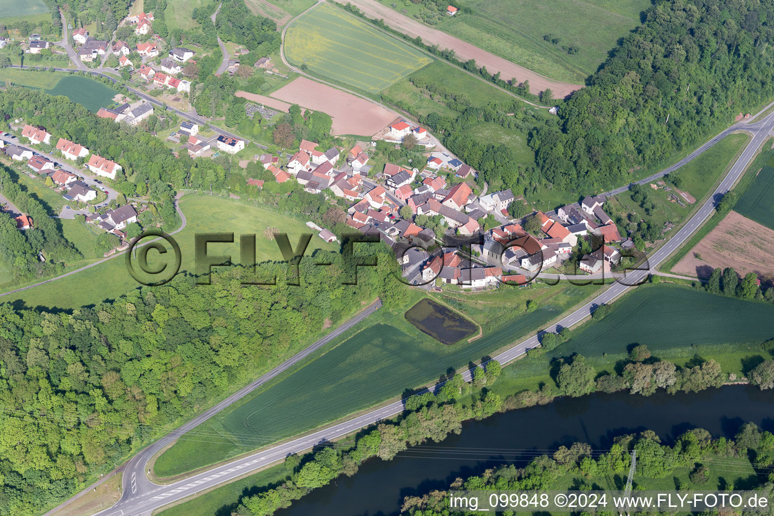 Vue aérienne de Dippach dans le département Bavière, Allemagne