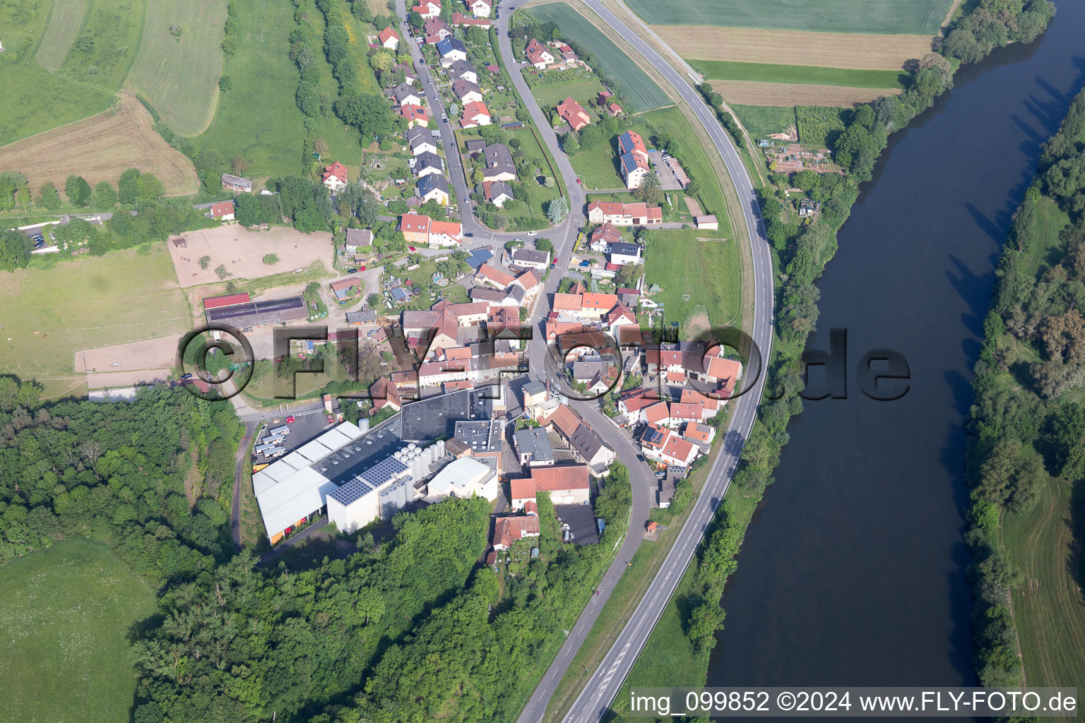 Vue aérienne de Eschenbach dans le département Bavière, Allemagne