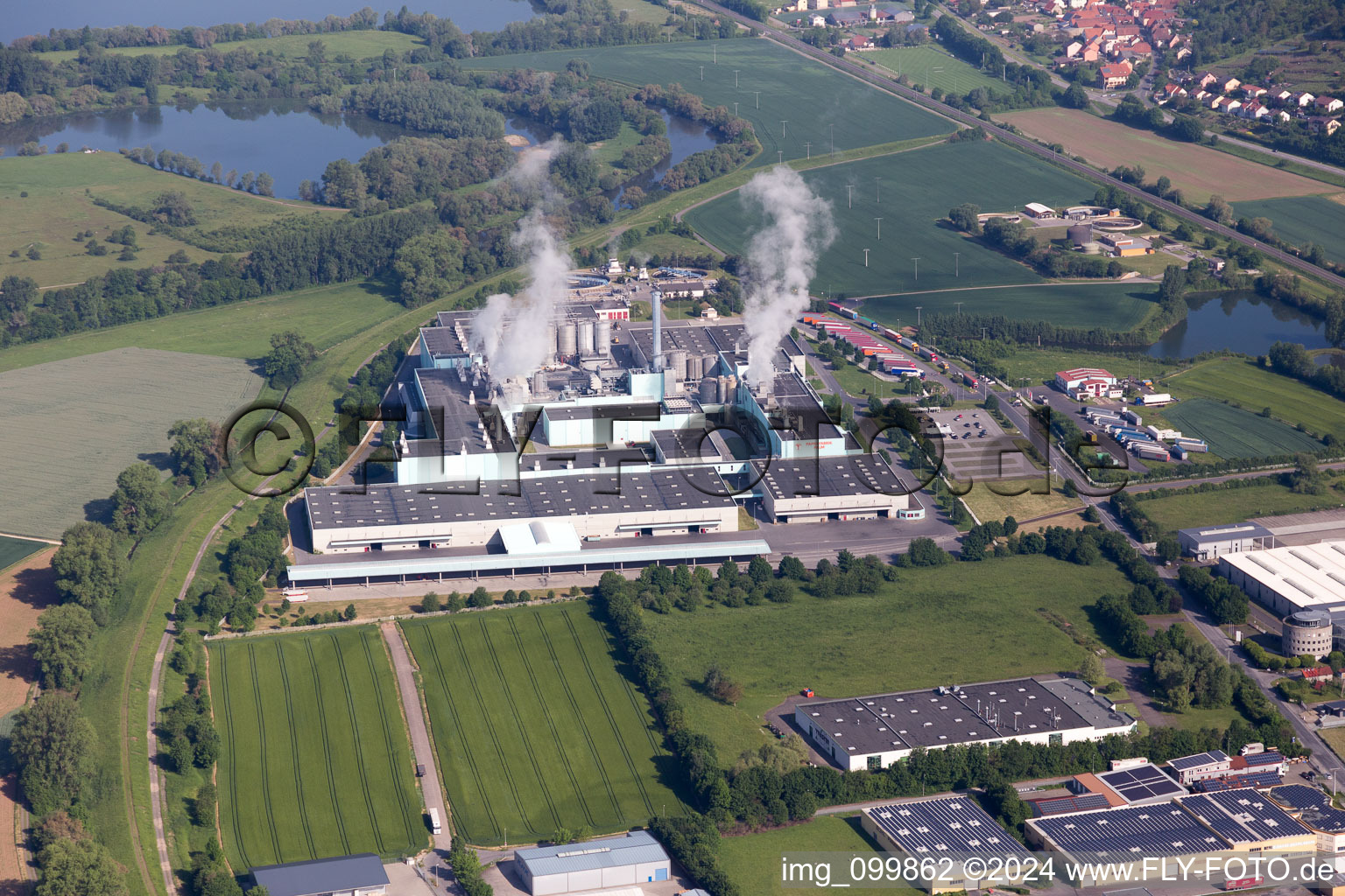 Vue aérienne de Eltmann dans le département Bavière, Allemagne