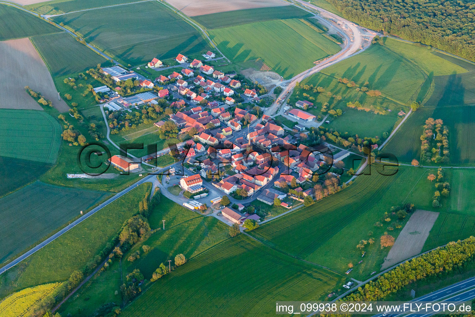 Vue aérienne de Quartier Rütschenhausen in Wasserlosen dans le département Bavière, Allemagne