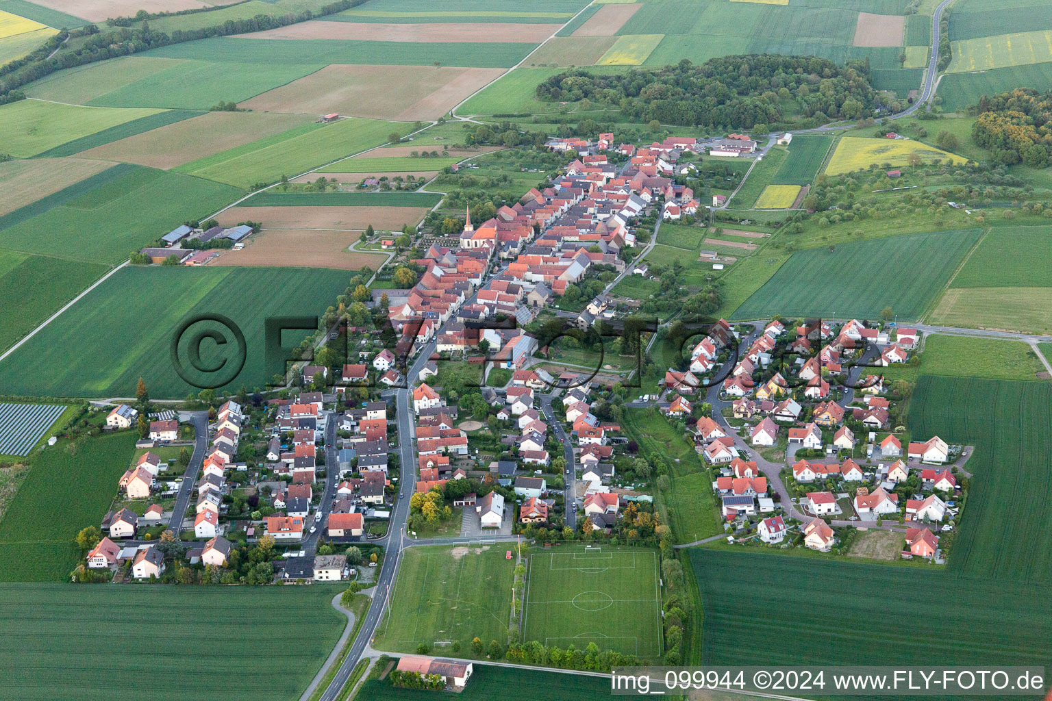 Vue aérienne de Egenhausen dans le département Bavière, Allemagne