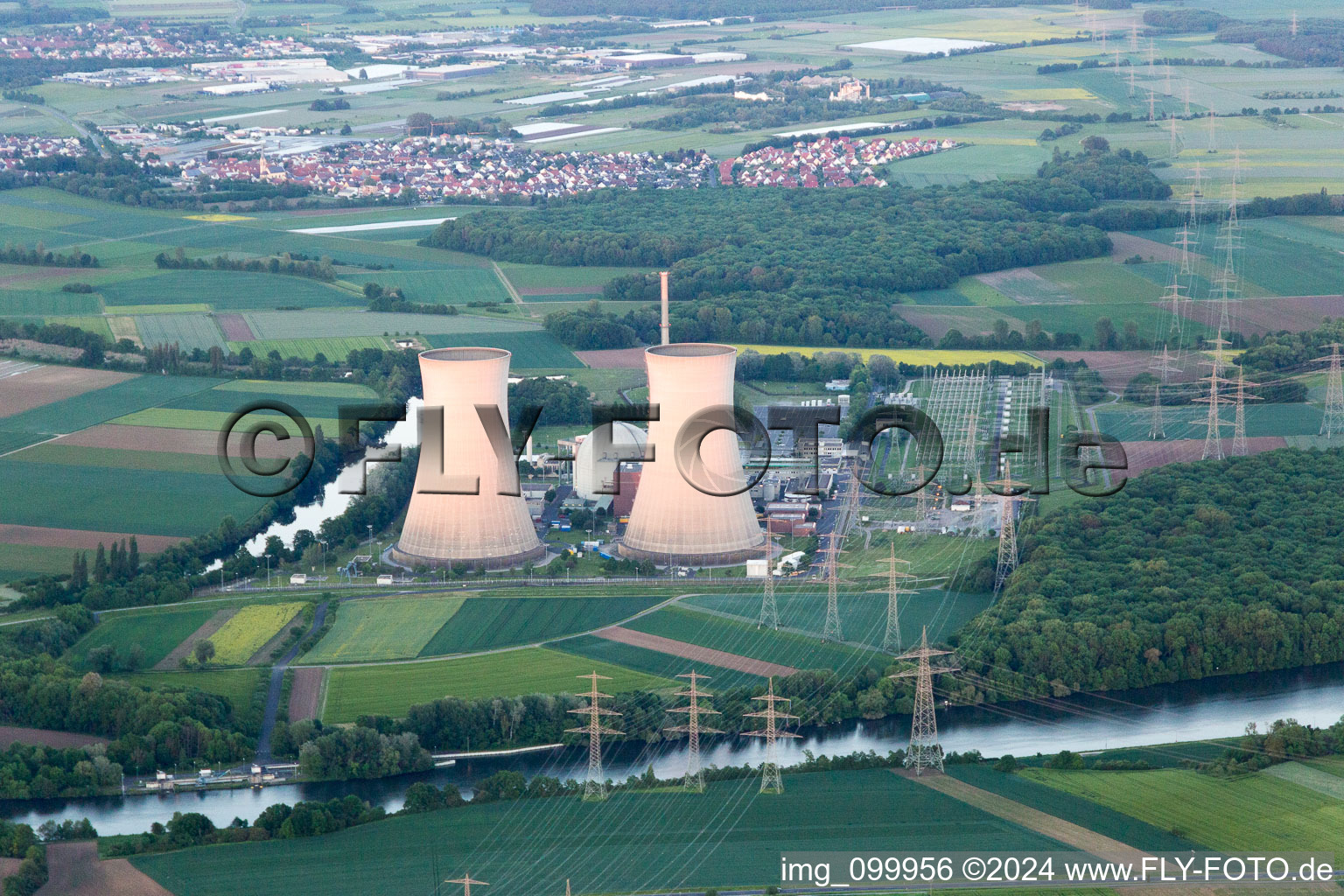 KKG à Grafenrheinfeld dans le département Bavière, Allemagne d'en haut