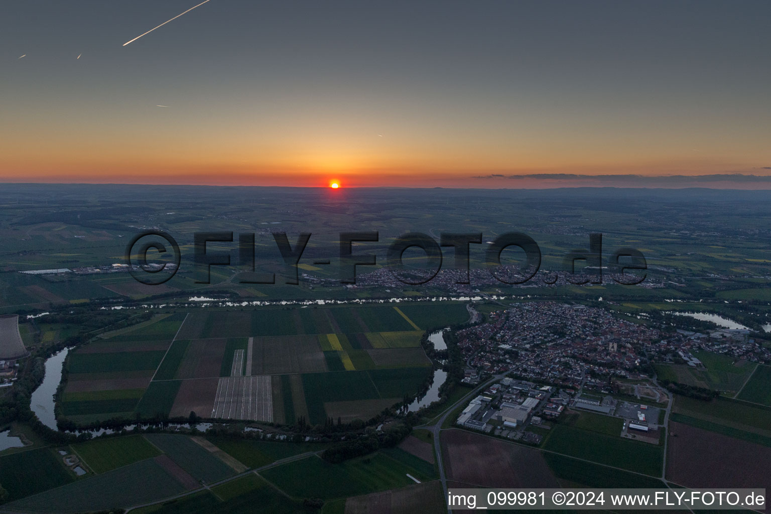 Vue aérienne de Grafenrheinfeld dans le département Bavière, Allemagne