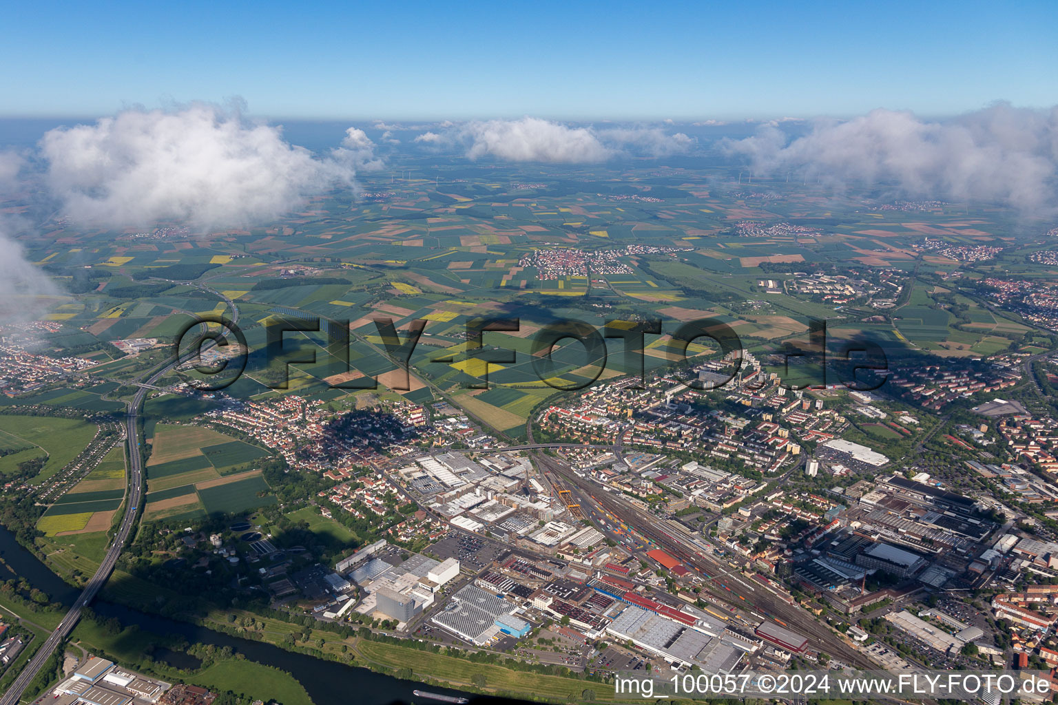 Vue aérienne de Zone industrielle et commerciale SKF à Schweinfurt dans le département Bavière, Allemagne