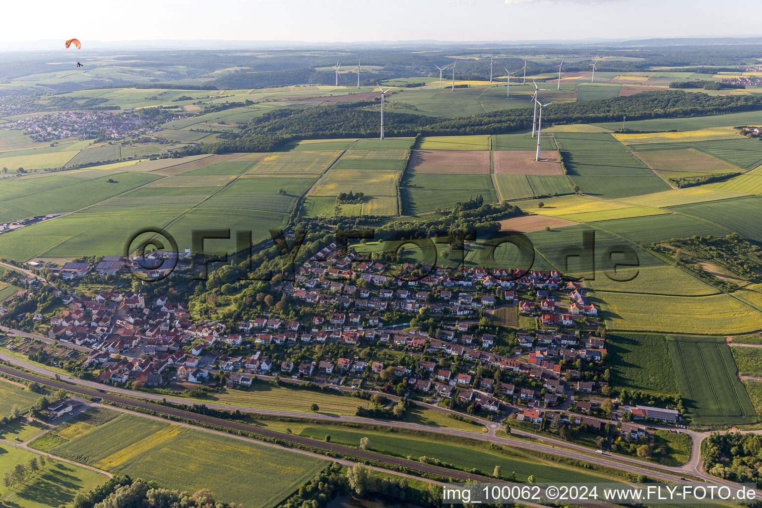 Vue aérienne de Gädheim dans le département Bavière, Allemagne