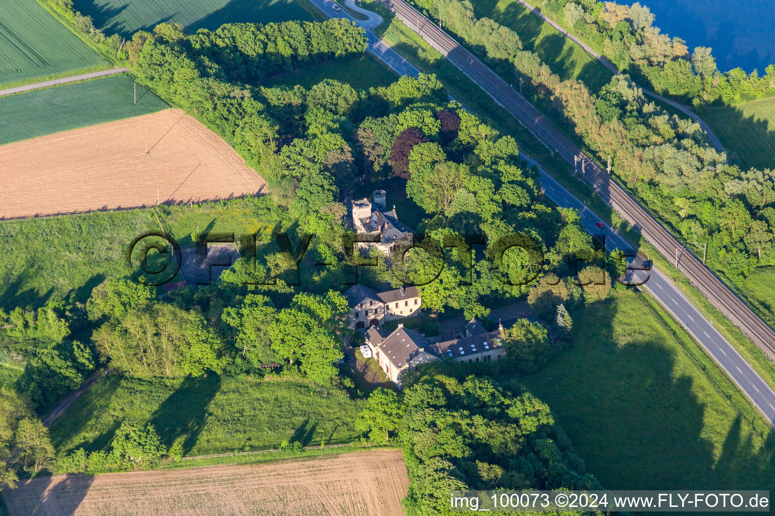 Vue aérienne de Château de Ditfurt à le quartier Obertheres in Theres dans le département Bavière, Allemagne