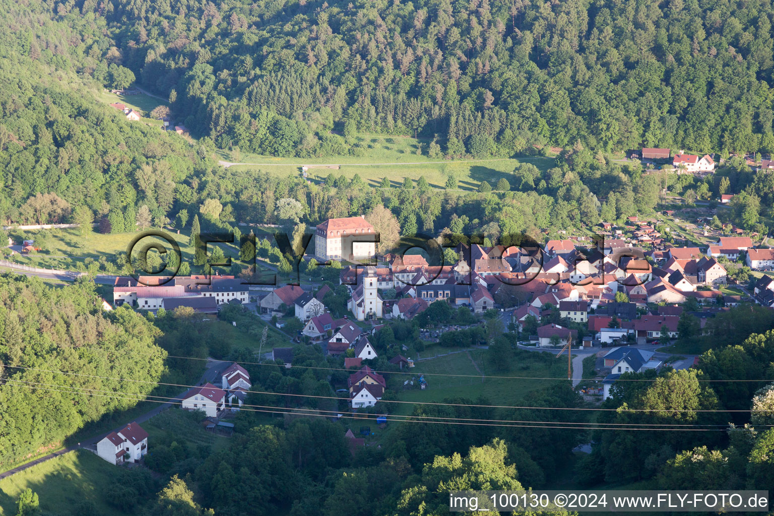 Vue d'oiseau de Ebelsbach dans le département Bavière, Allemagne