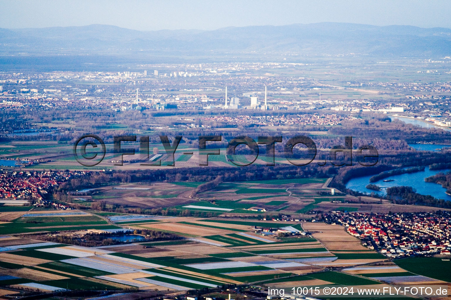 Vue aérienne de Otterstadt dans le département Rhénanie-Palatinat, Allemagne