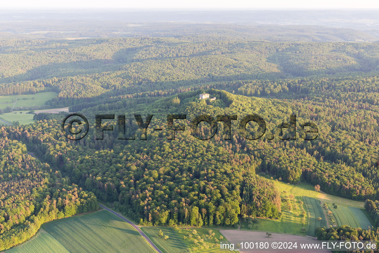 Vue aérienne de Hohnhausen dans le département Bavière, Allemagne