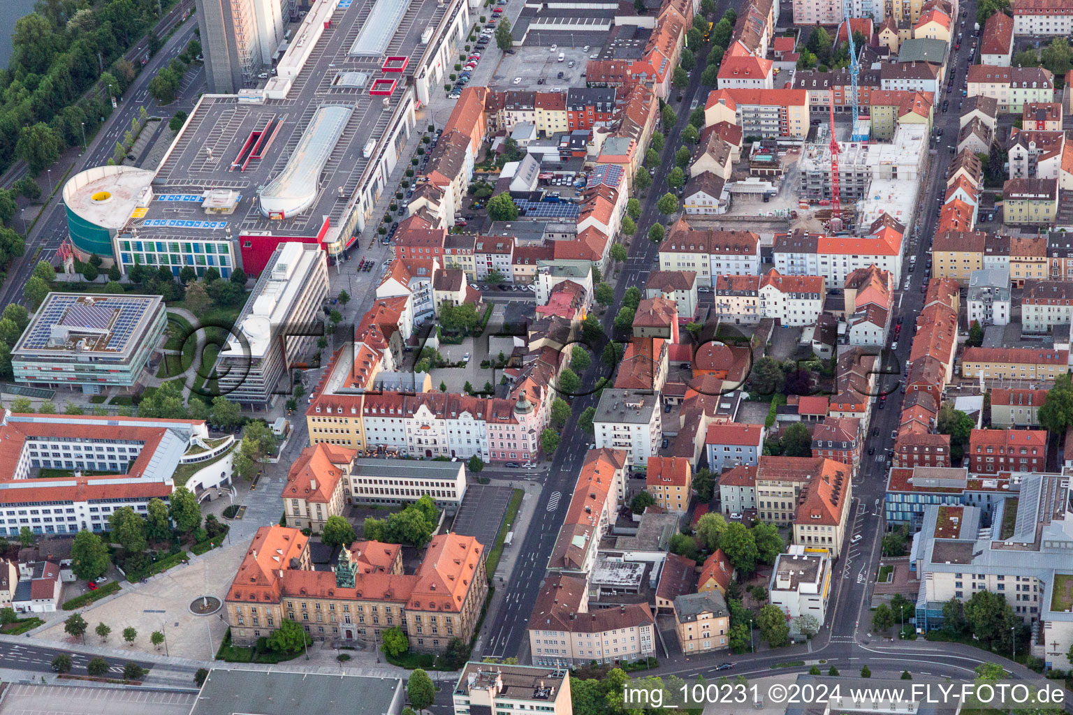 Vue d'oiseau de Schweinfurt dans le département Bavière, Allemagne