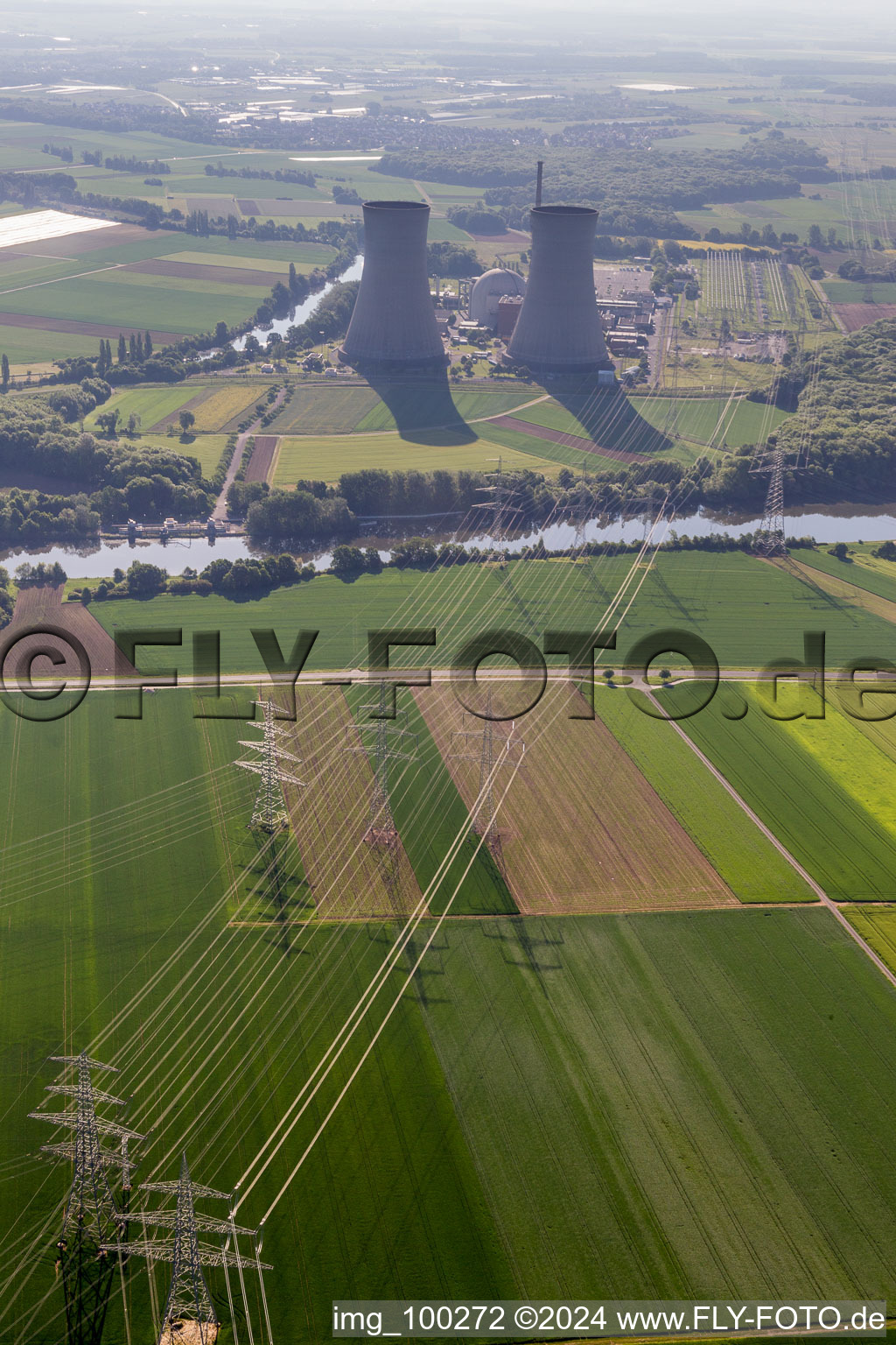 KKG à Grafenrheinfeld dans le département Bavière, Allemagne d'un drone