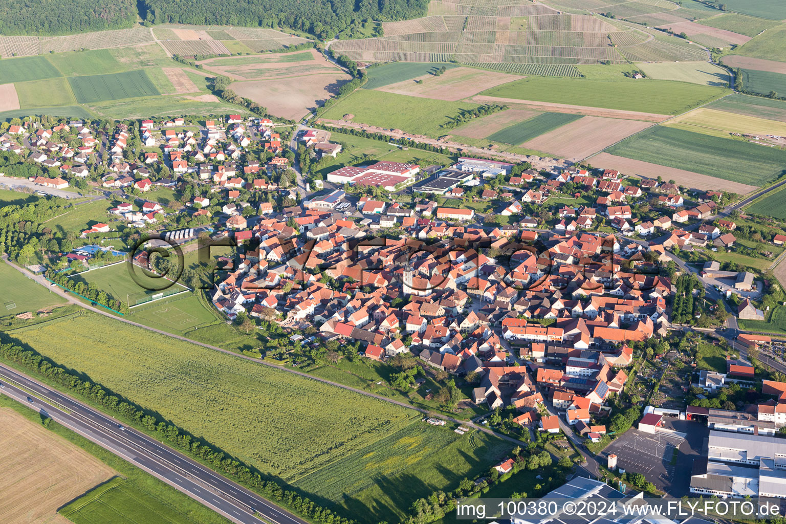 Vue aérienne de Abtswind dans le département Bavière, Allemagne