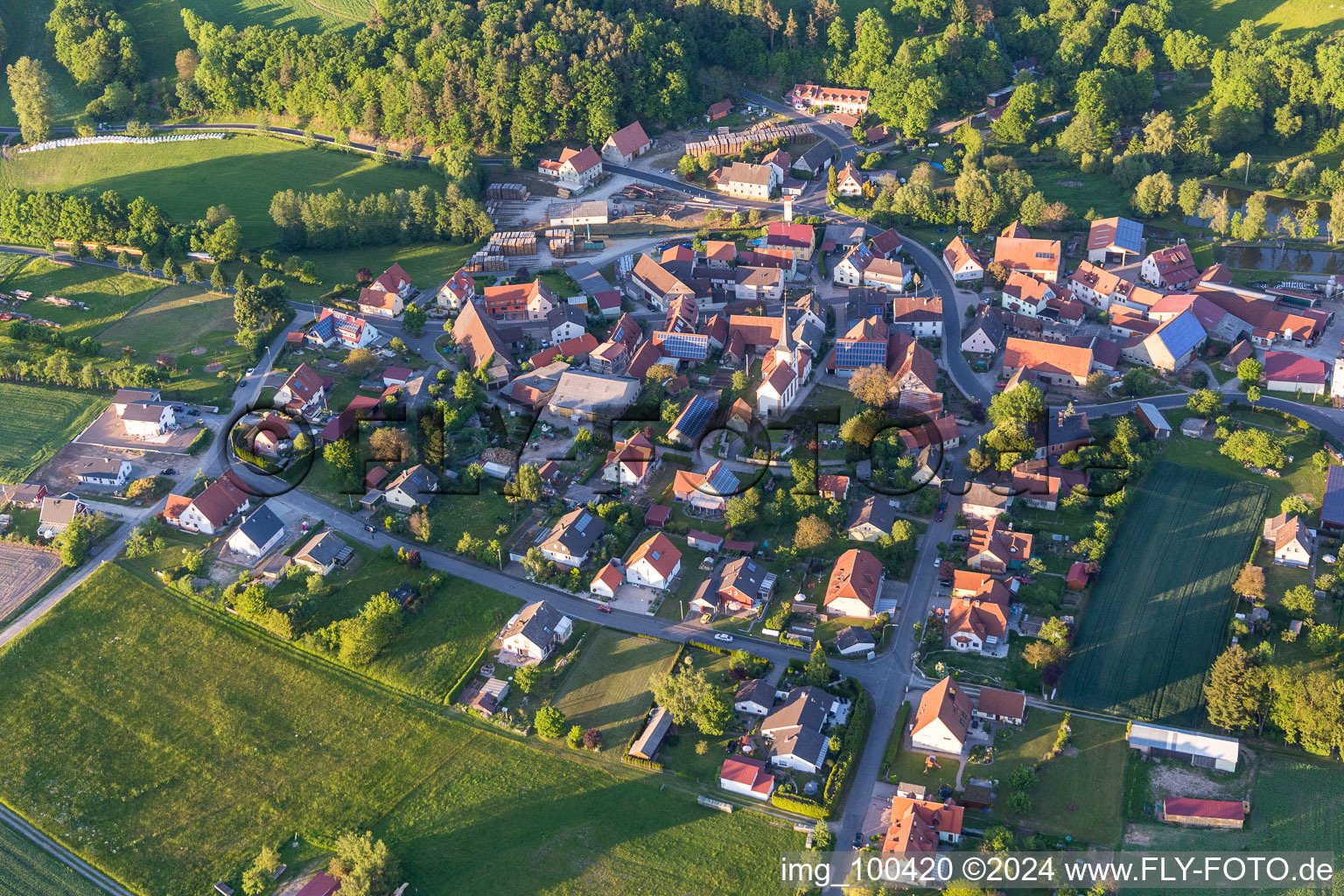 Vue aérienne de Füttersee dans le département Bavière, Allemagne