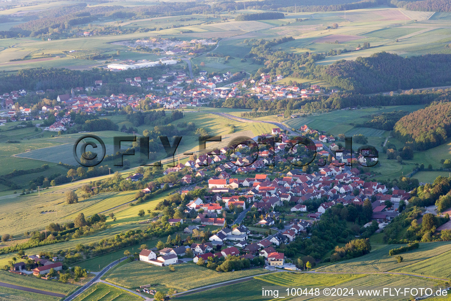 Vue aérienne de Dankenfeld dans le département Bavière, Allemagne