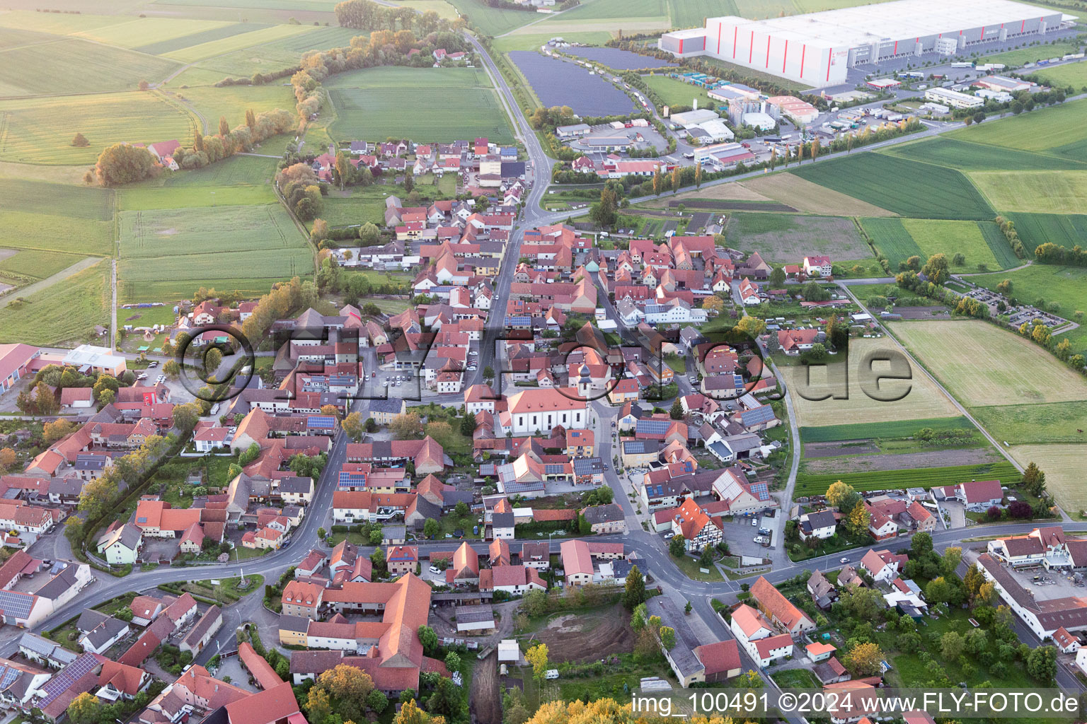 Photographie aérienne de Donnersdorf dans le département Bavière, Allemagne