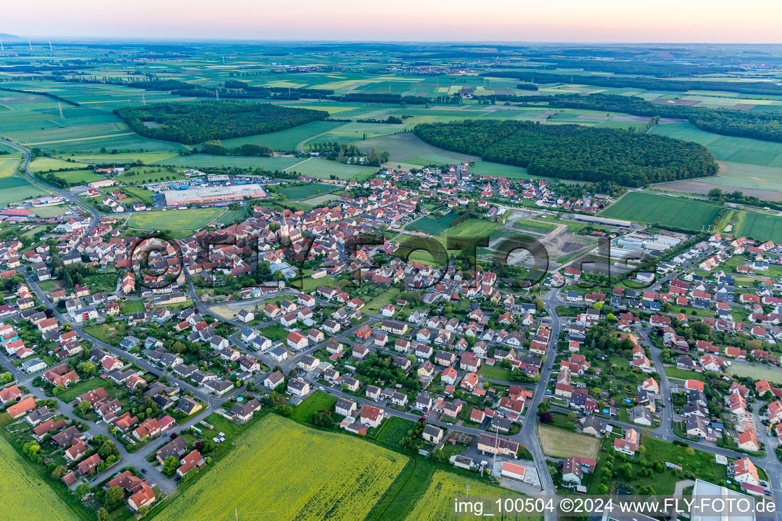 Image drone de Grettstadt dans le département Bavière, Allemagne