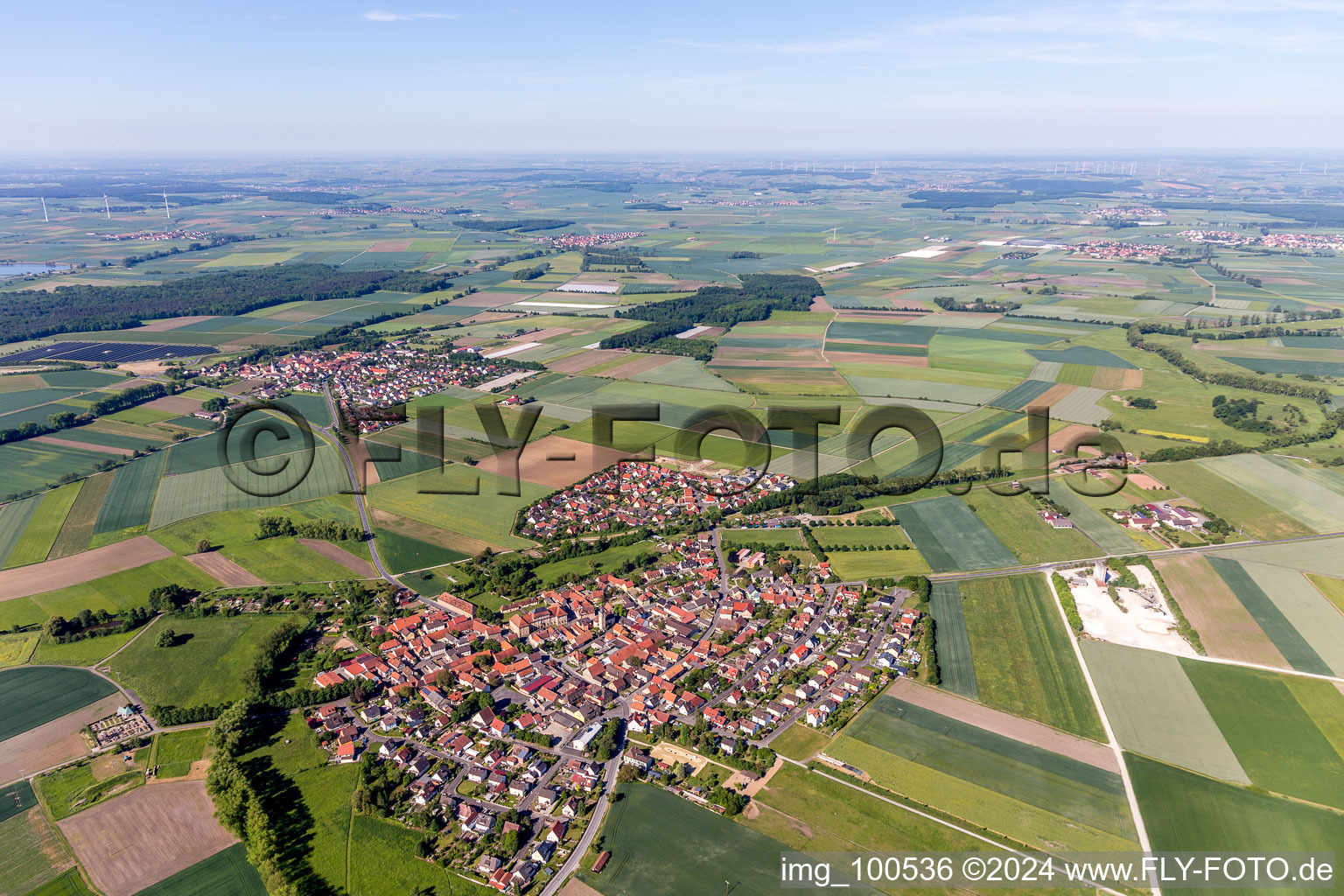 Photographie aérienne de Champs agricoles et surfaces utilisables à Sulzheim dans le département Bavière, Allemagne