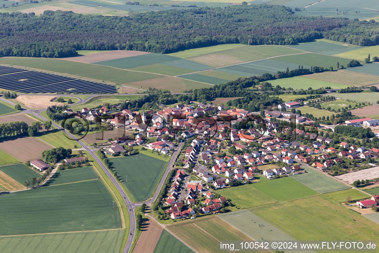 Vue aérienne de Quartier Alitzheim in Sulzheim dans le département Bavière, Allemagne