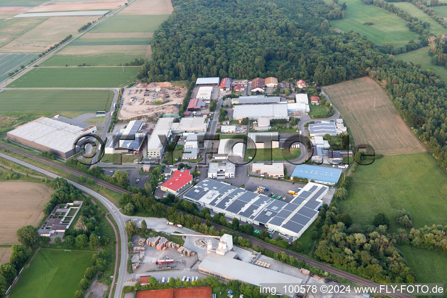 Rohrbach dans le département Rhénanie-Palatinat, Allemagne vue du ciel