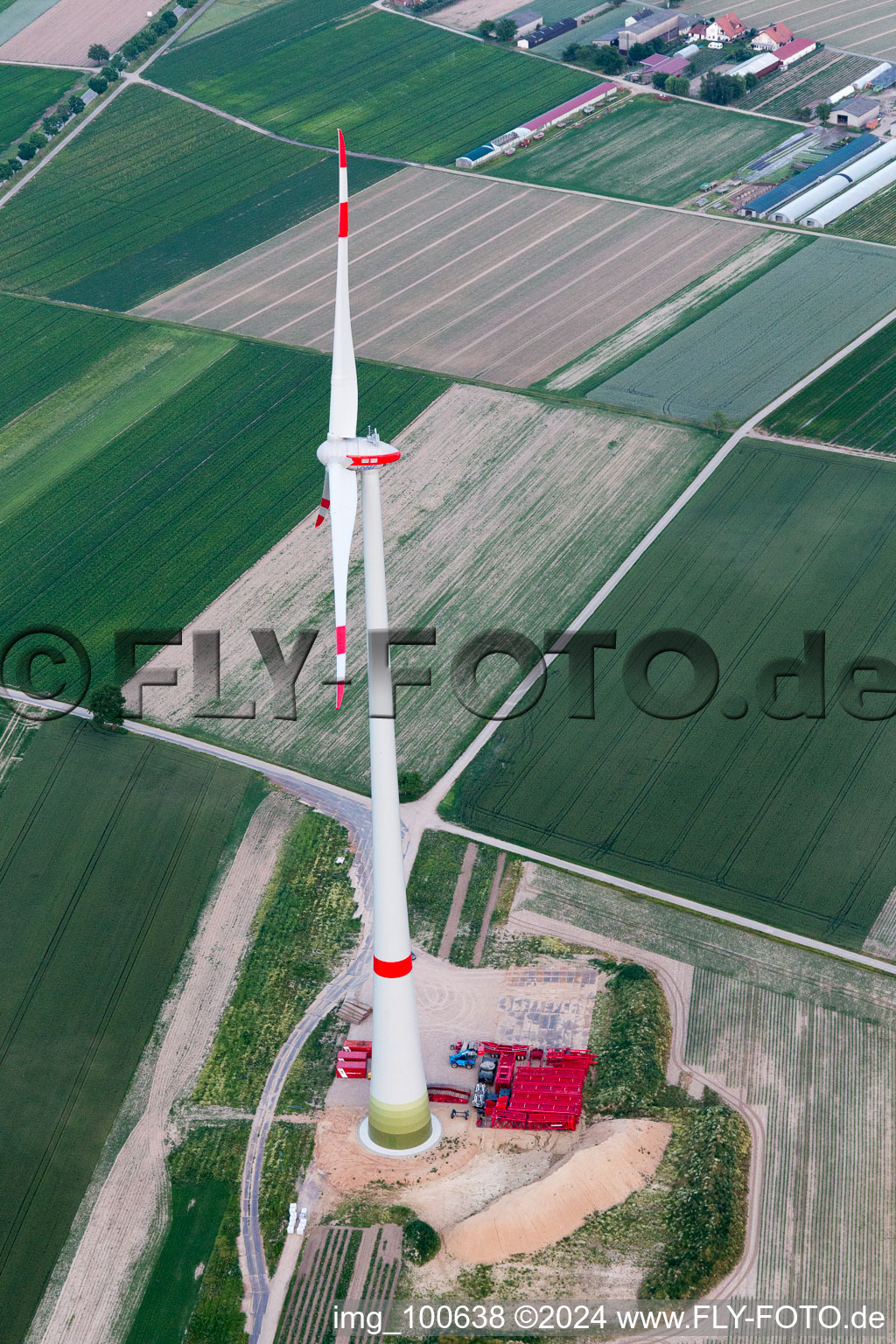 Chantier de construction à Hatzenbühl dans le département Rhénanie-Palatinat, Allemagne depuis l'avion