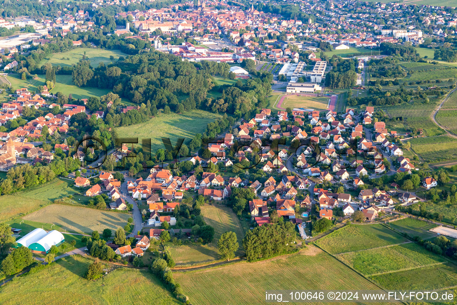 Image drone de Quartier Altenstadt in Wissembourg dans le département Bas Rhin, France