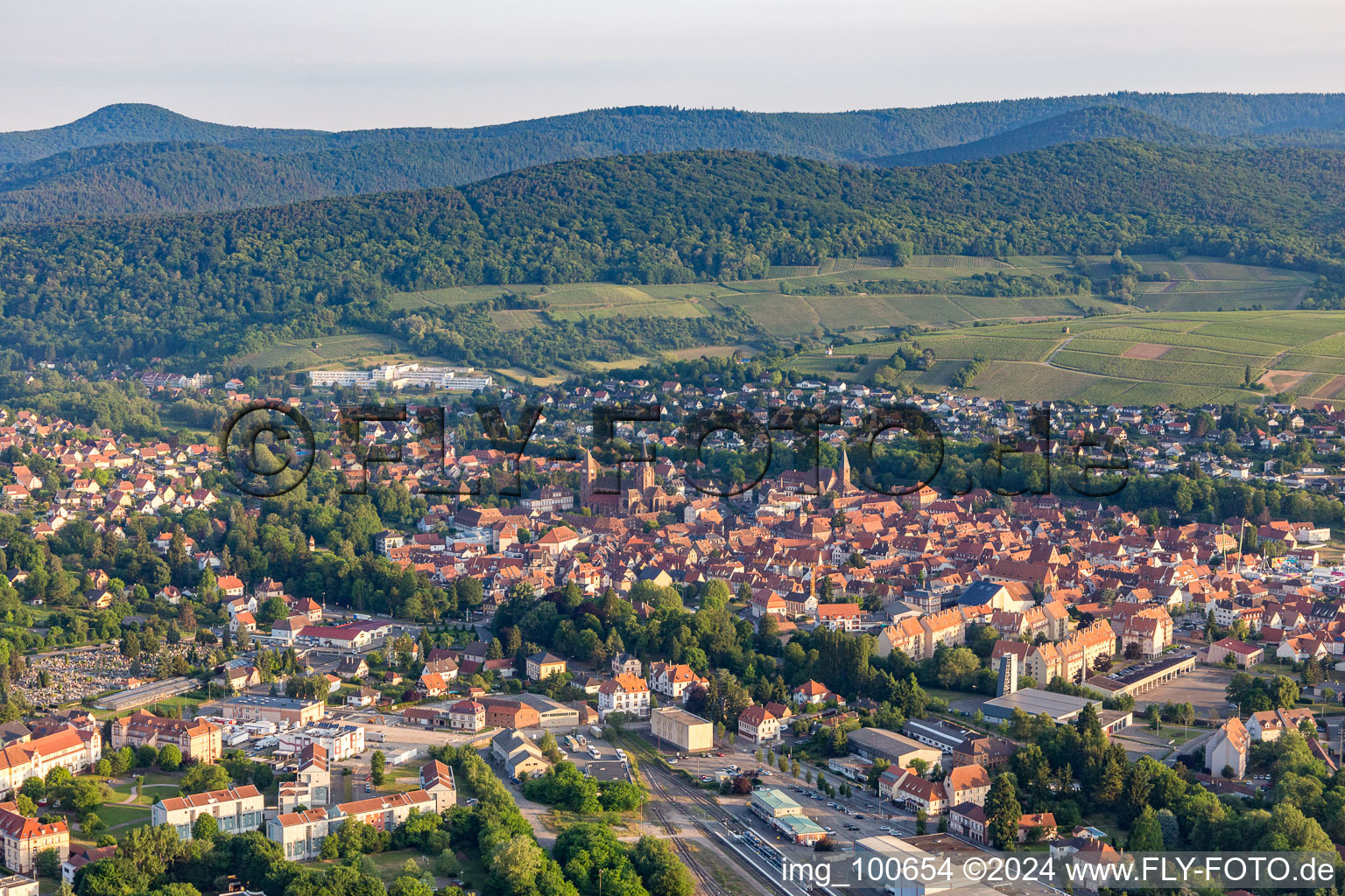 Enregistrement par drone de Wissembourg dans le département Bas Rhin, France