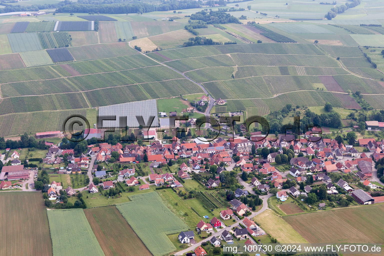 Steinseltz dans le département Bas Rhin, France hors des airs