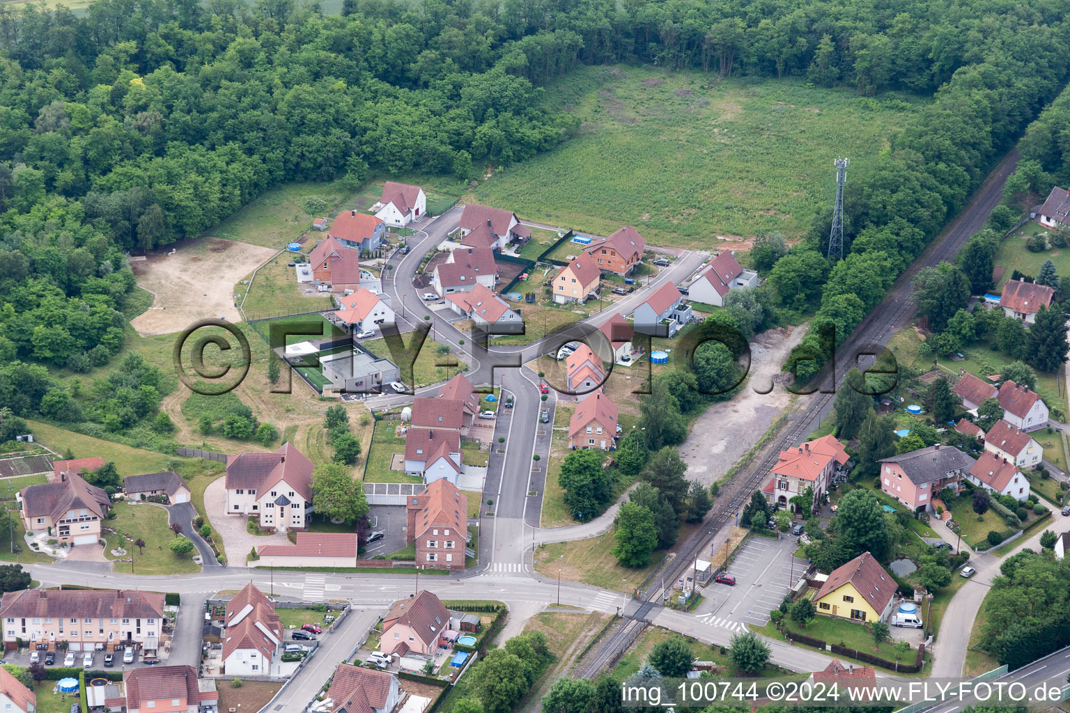 Vue d'oiseau de Riedseltz dans le département Bas Rhin, France