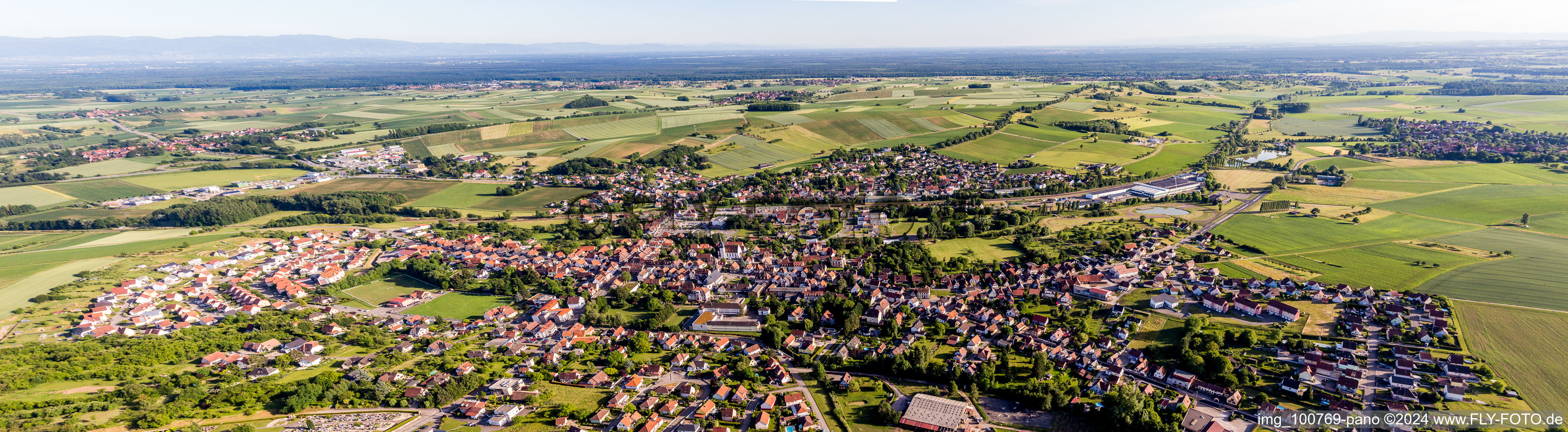 Vue aérienne de Panorama - perspective de Soultz-sous-Forêts à Soultz-sous-Forêts dans le département Bas Rhin, France