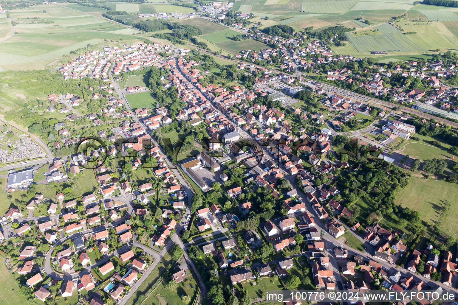 Soultz-sous-Forêts dans le département Bas Rhin, France vue d'en haut