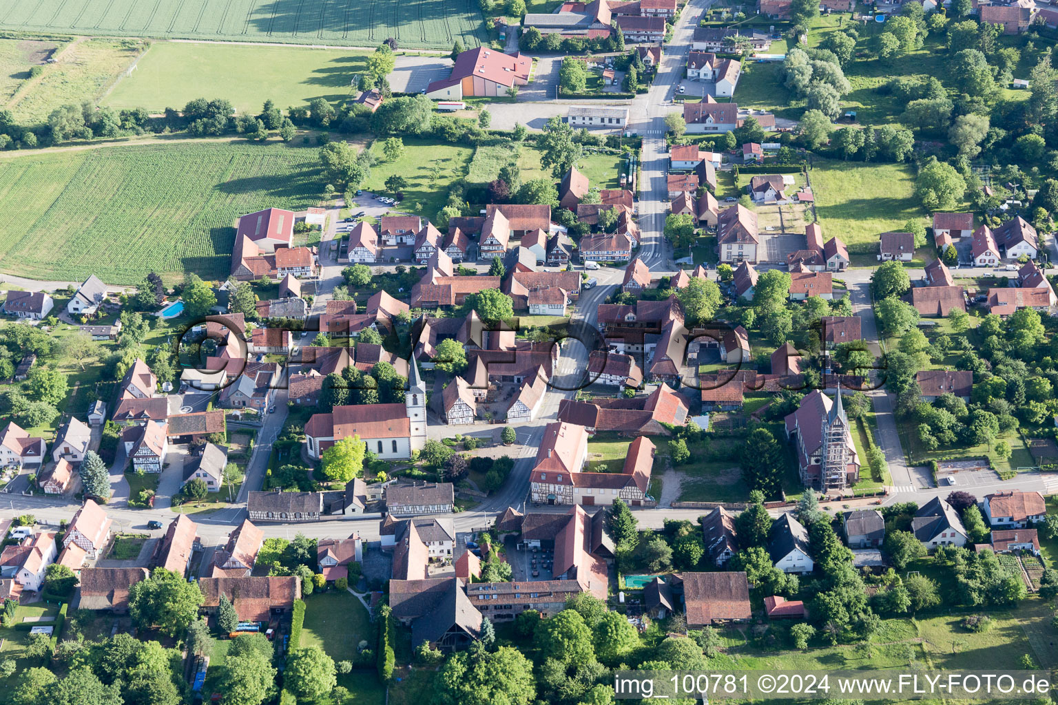 Kutzenhausen dans le département Bas Rhin, France hors des airs