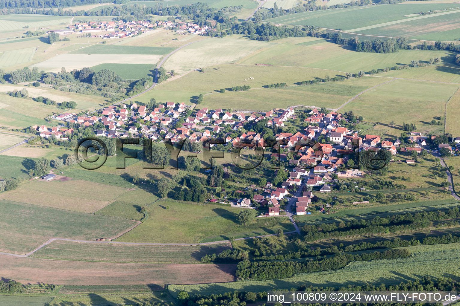 Vue oblique de Morsbronn-les-Bains dans le département Bas Rhin, France