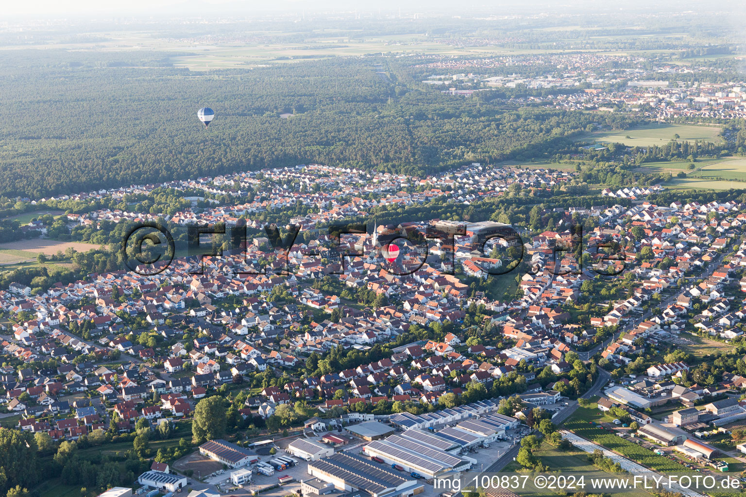 Enregistrement par drone de Dudenhofen dans le département Rhénanie-Palatinat, Allemagne