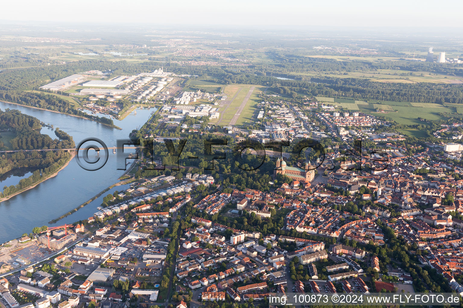 Vue oblique de Speyer dans le département Rhénanie-Palatinat, Allemagne