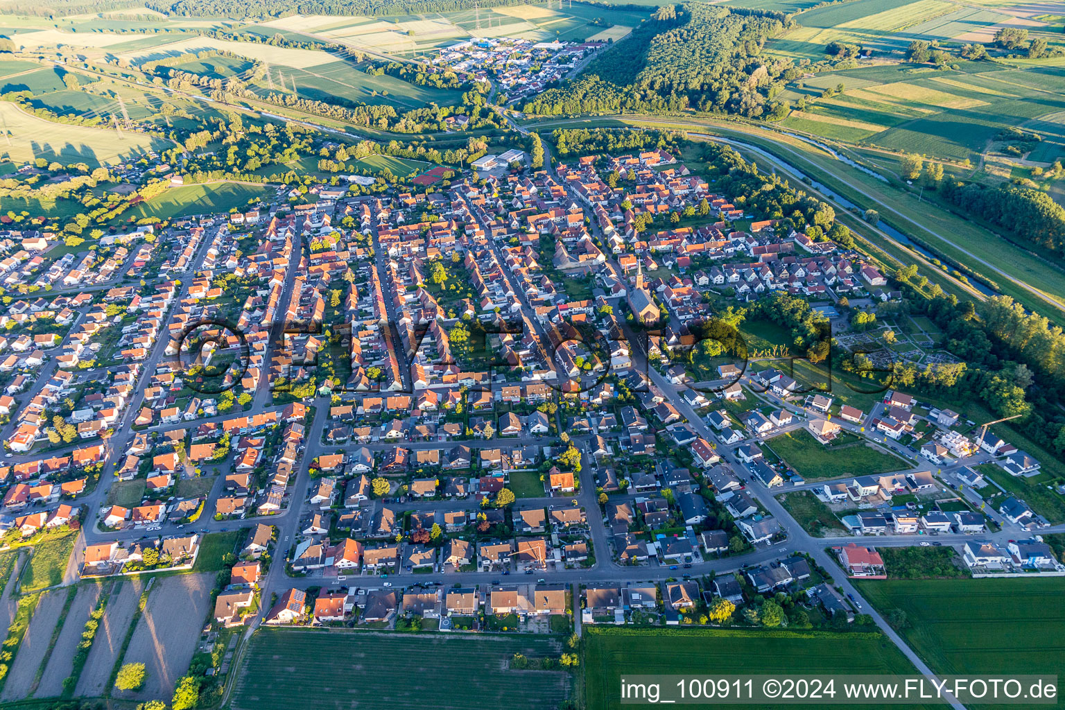 Rußheim dans le département Bade-Wurtemberg, Allemagne vue d'en haut