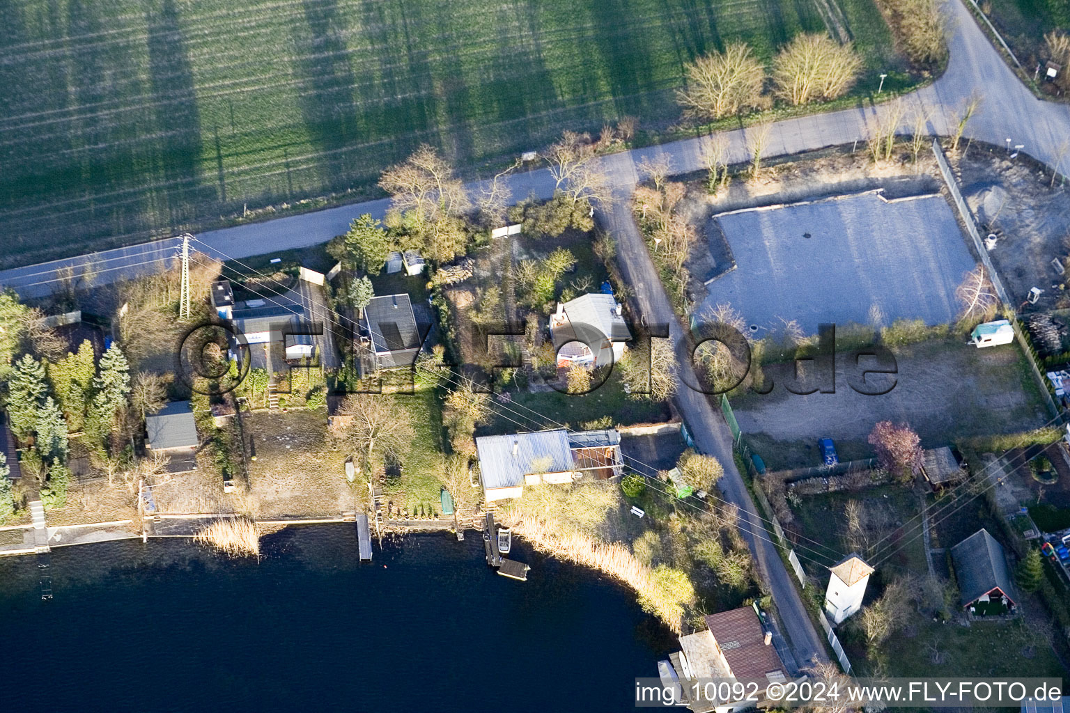 Zone de loisirs Bleu Adriatique à Altrip dans le département Rhénanie-Palatinat, Allemagne vue du ciel