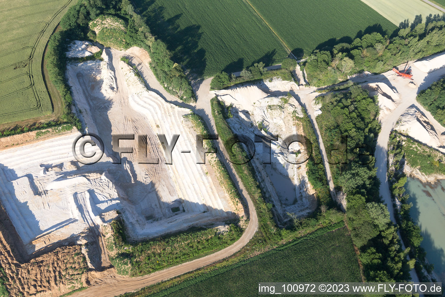 Riedseltz dans le département Bas Rhin, France du point de vue du drone