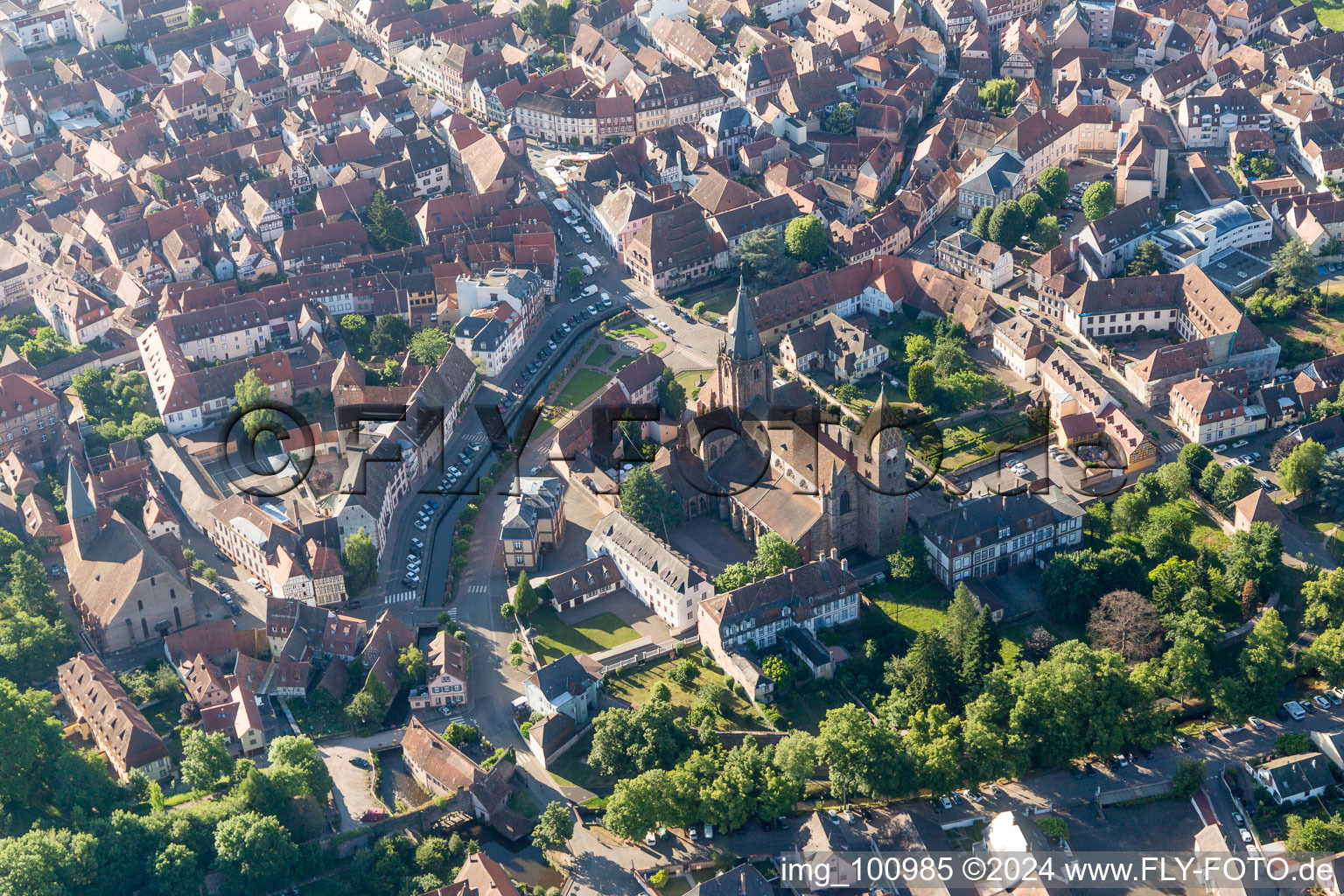 Wissembourg dans le département Bas Rhin, France vue du ciel