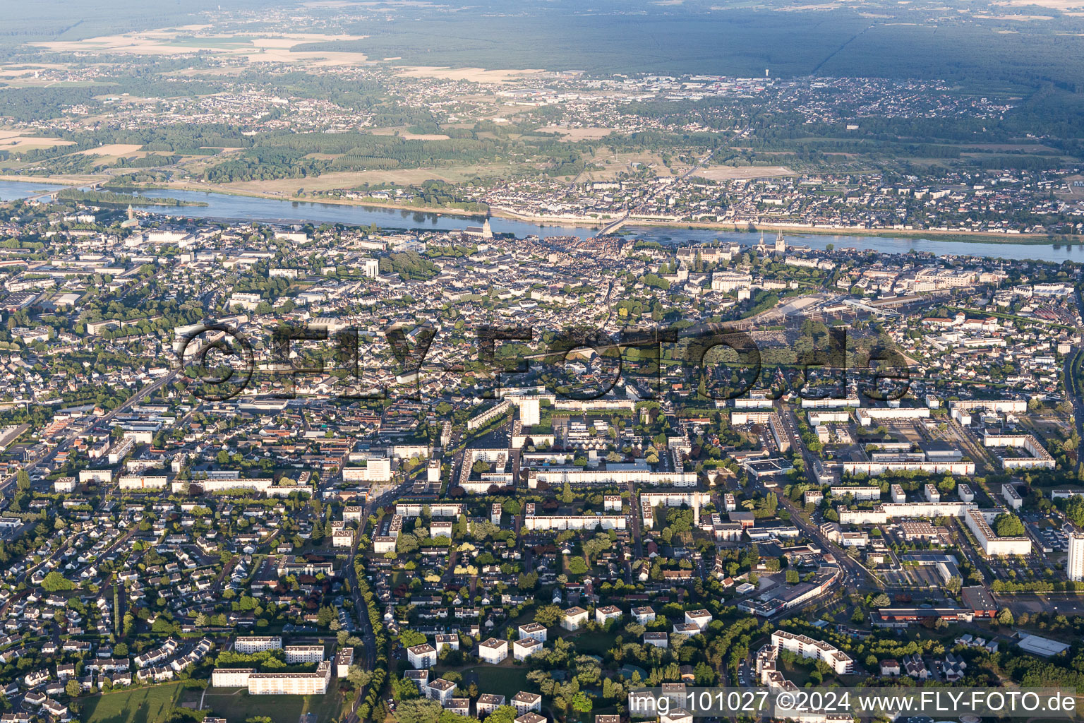 Blois dans le département Loir et Cher, France d'un drone