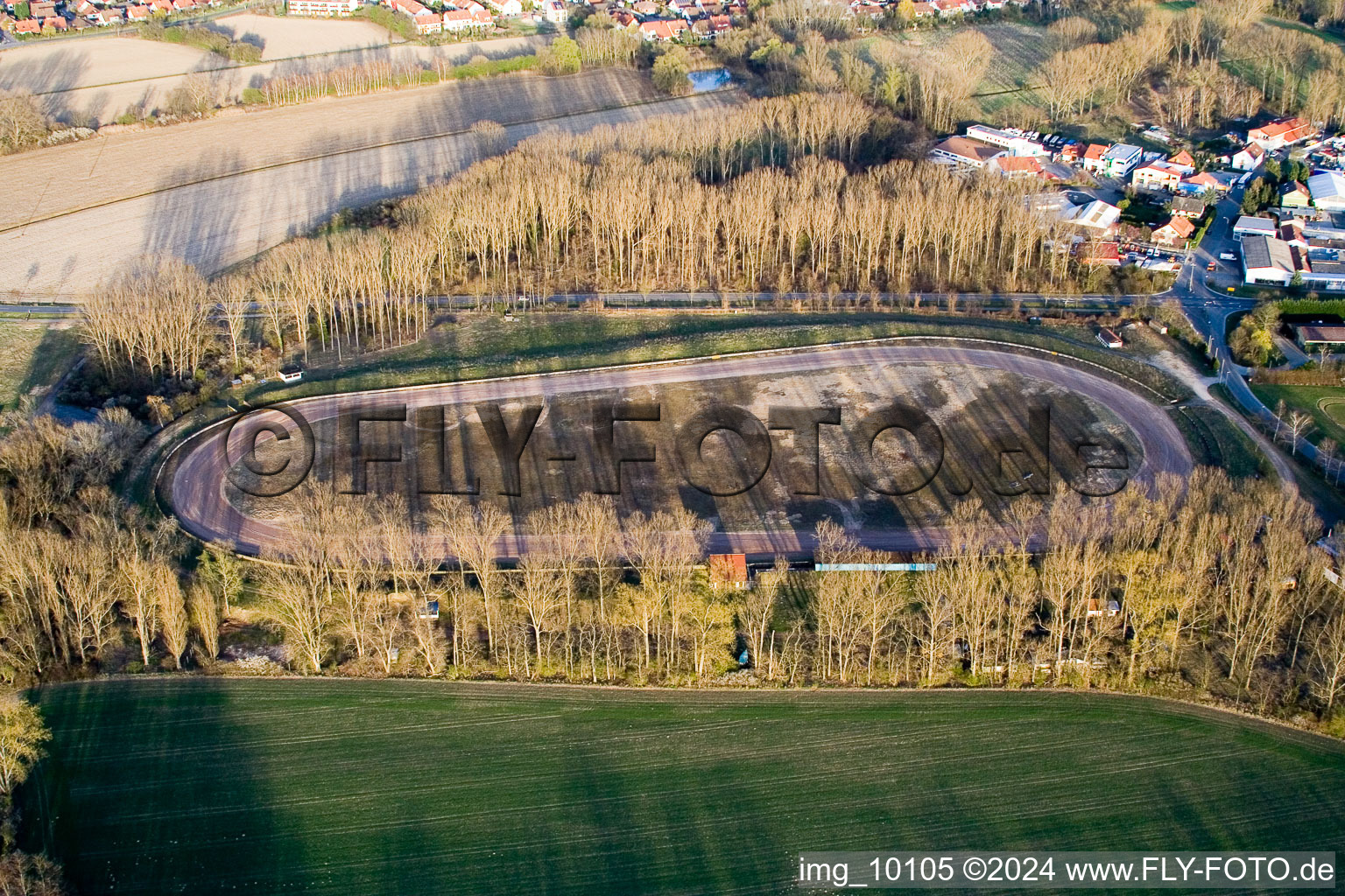 Vue oblique de Altrip dans le département Rhénanie-Palatinat, Allemagne