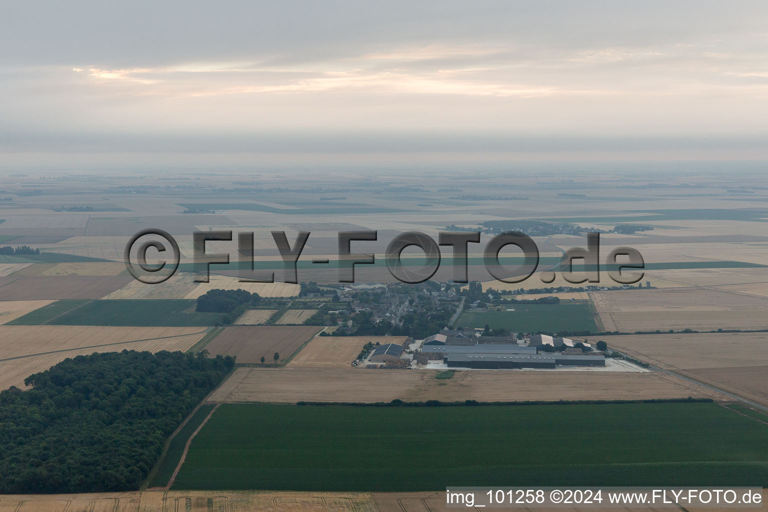 Vue d'oiseau de Talcy dans le département Loir et Cher, France