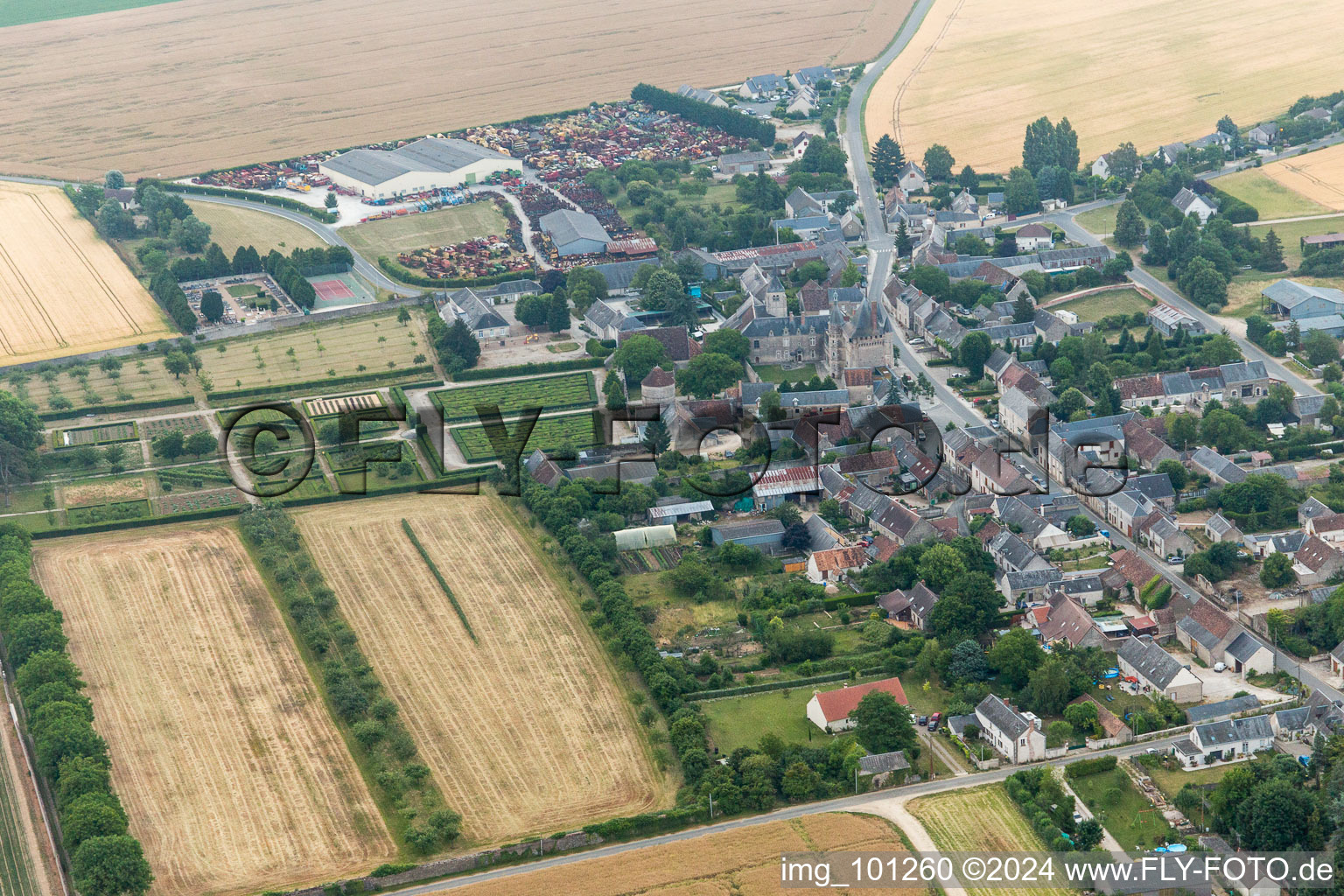 Enregistrement par drone de Talcy dans le département Loir et Cher, France