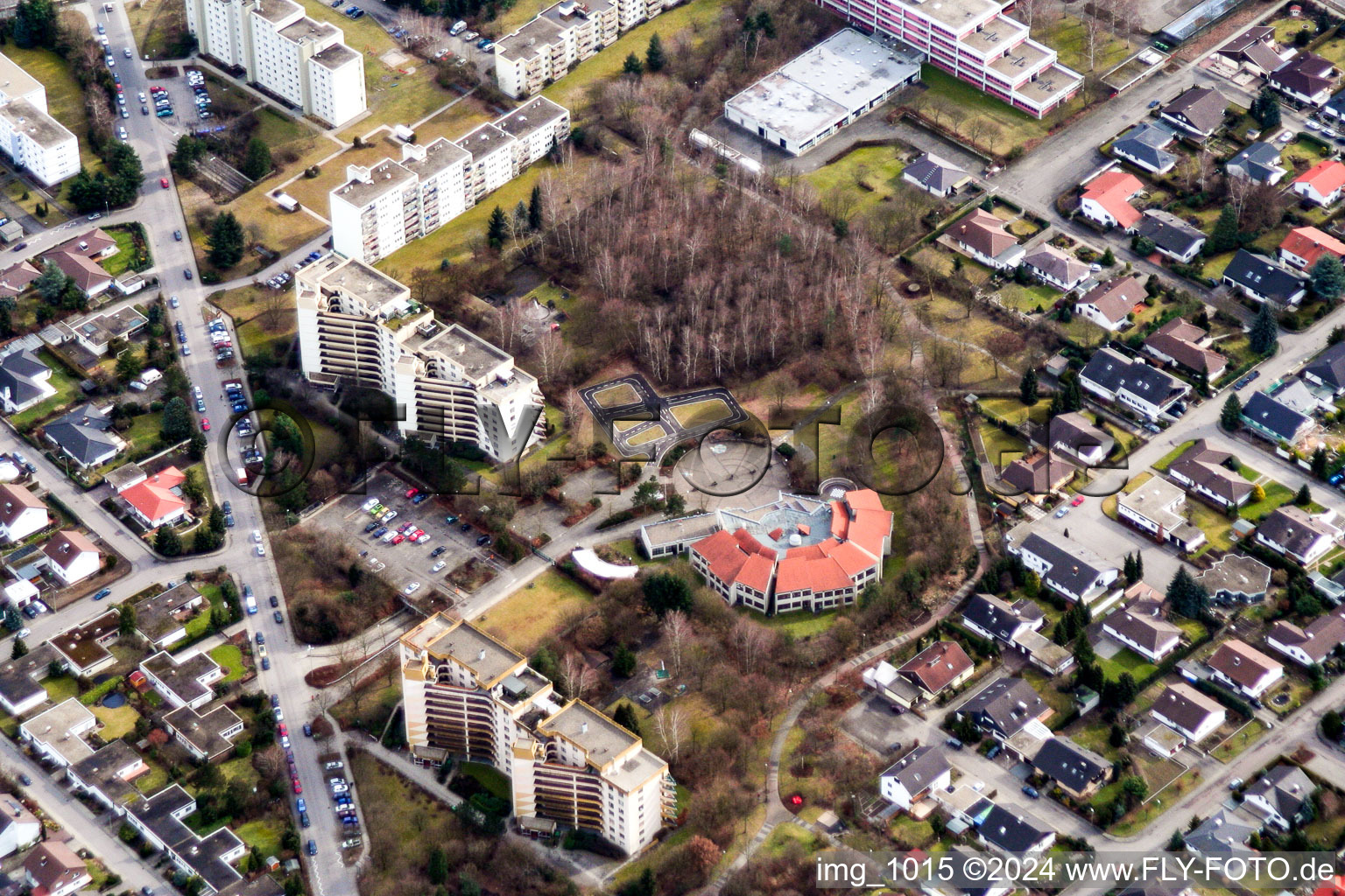 Vue aérienne de Dorschberg à Wörth am Rhein dans le département Rhénanie-Palatinat, Allemagne