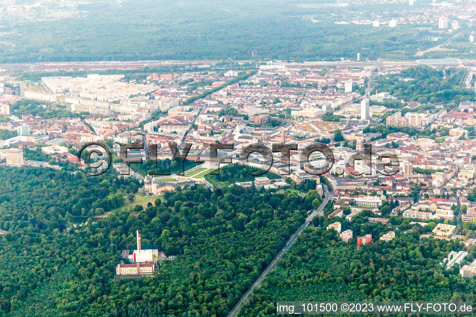 Vue aérienne de Parc du château à le quartier Innenstadt-West in Karlsruhe dans le département Bade-Wurtemberg, Allemagne