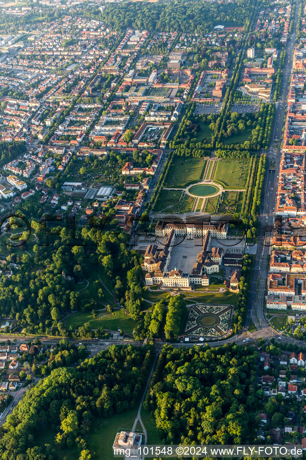 Vue aérienne de Château baroque à le quartier Hoheneck in Ludwigsburg dans le département Bade-Wurtemberg, Allemagne