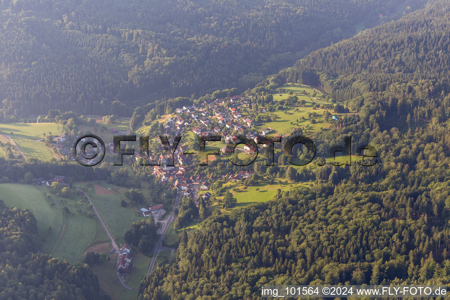 Vue aérienne de Breitenfürst dans le département Bade-Wurtemberg, Allemagne